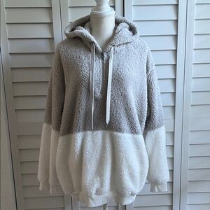 Century Star Womens Fuzzy Hoodies